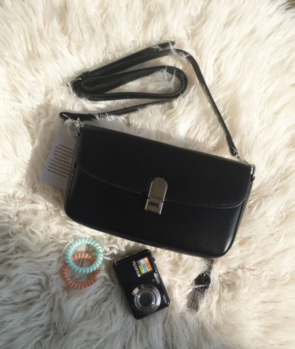 Larissa Classic Shoulder Bag - Jet Black