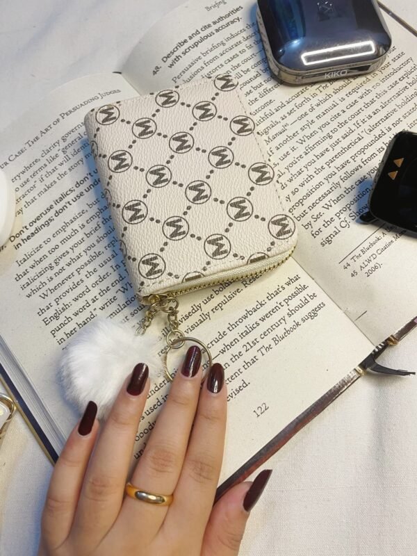 Puffy Charm M – Cozy Cream